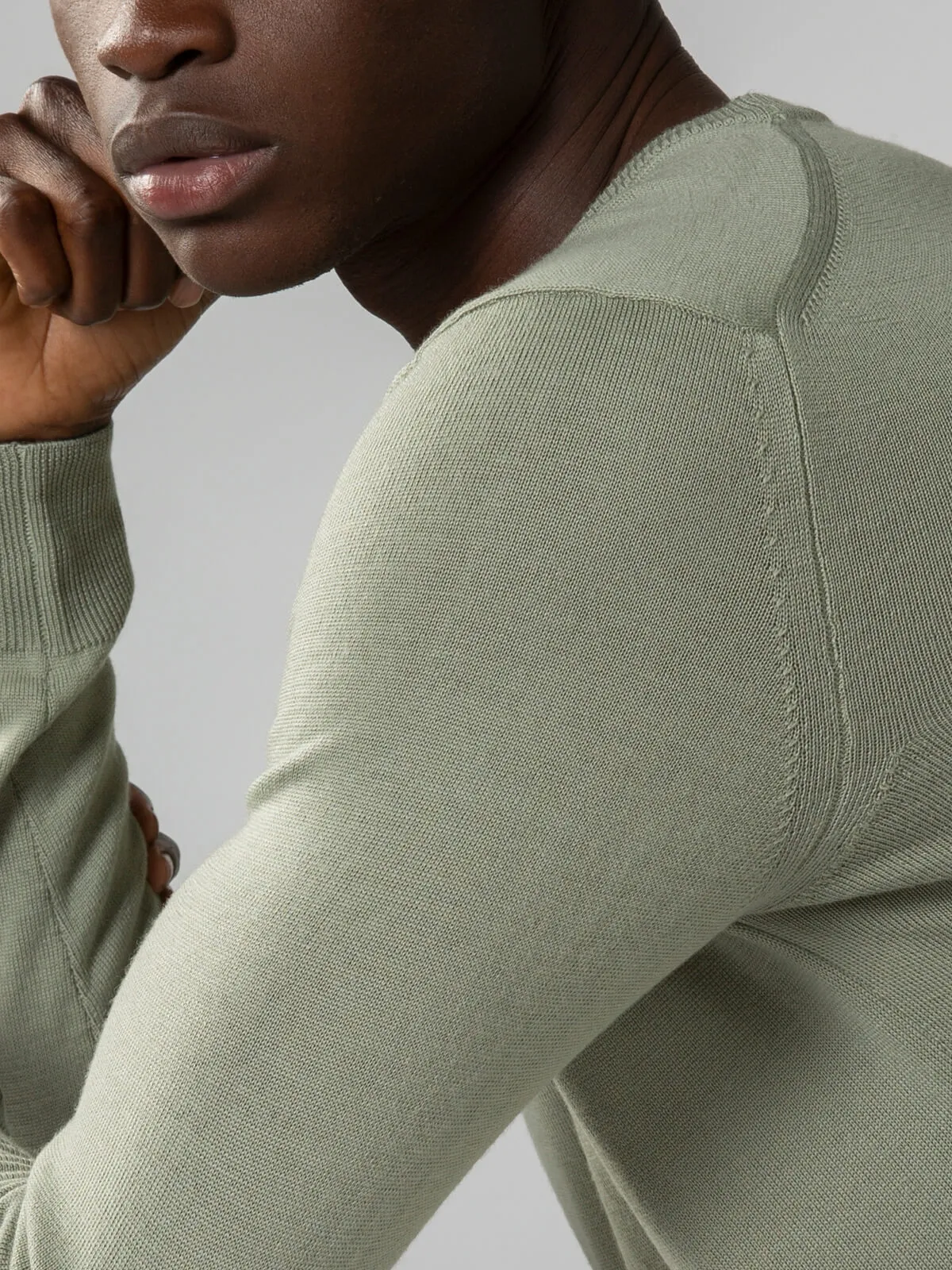 Extrafine Merino Crew Neck Sweater Pistache