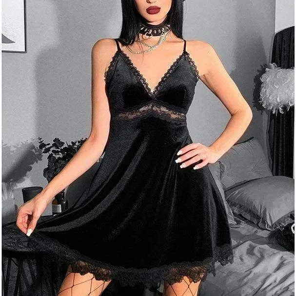 Women's Gothic Plunging Lace Splice Slip Dress